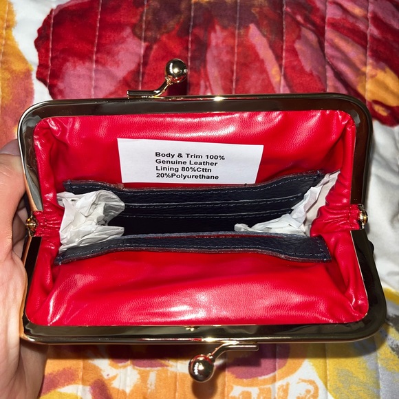 Dooney & Bourke wallet - Picture 3 of 4